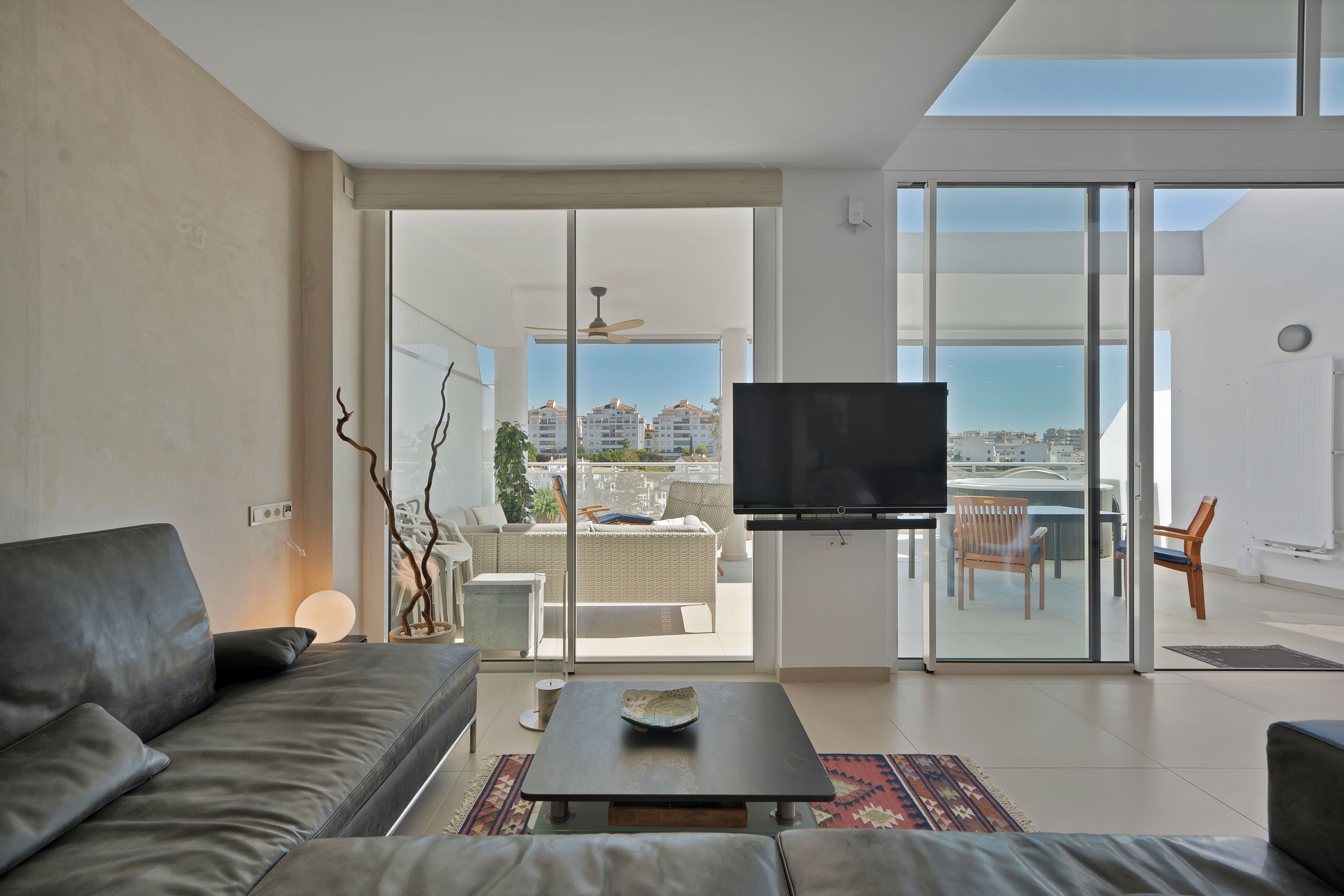 Living room of Attic for sale in Benalmádena  with Heating, Private garden and Alarm