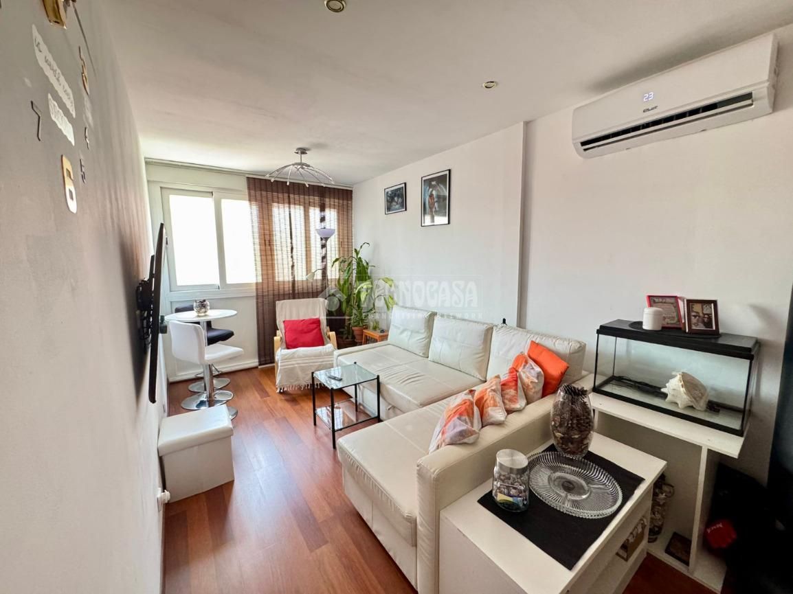 Living room of Flat for sale in Pinto  with Air Conditioner, Heating and Home automation