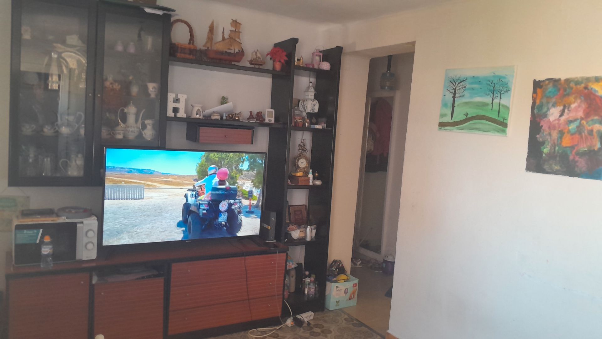 Living room of Flat for sale in  Granada Capital  with Balcony