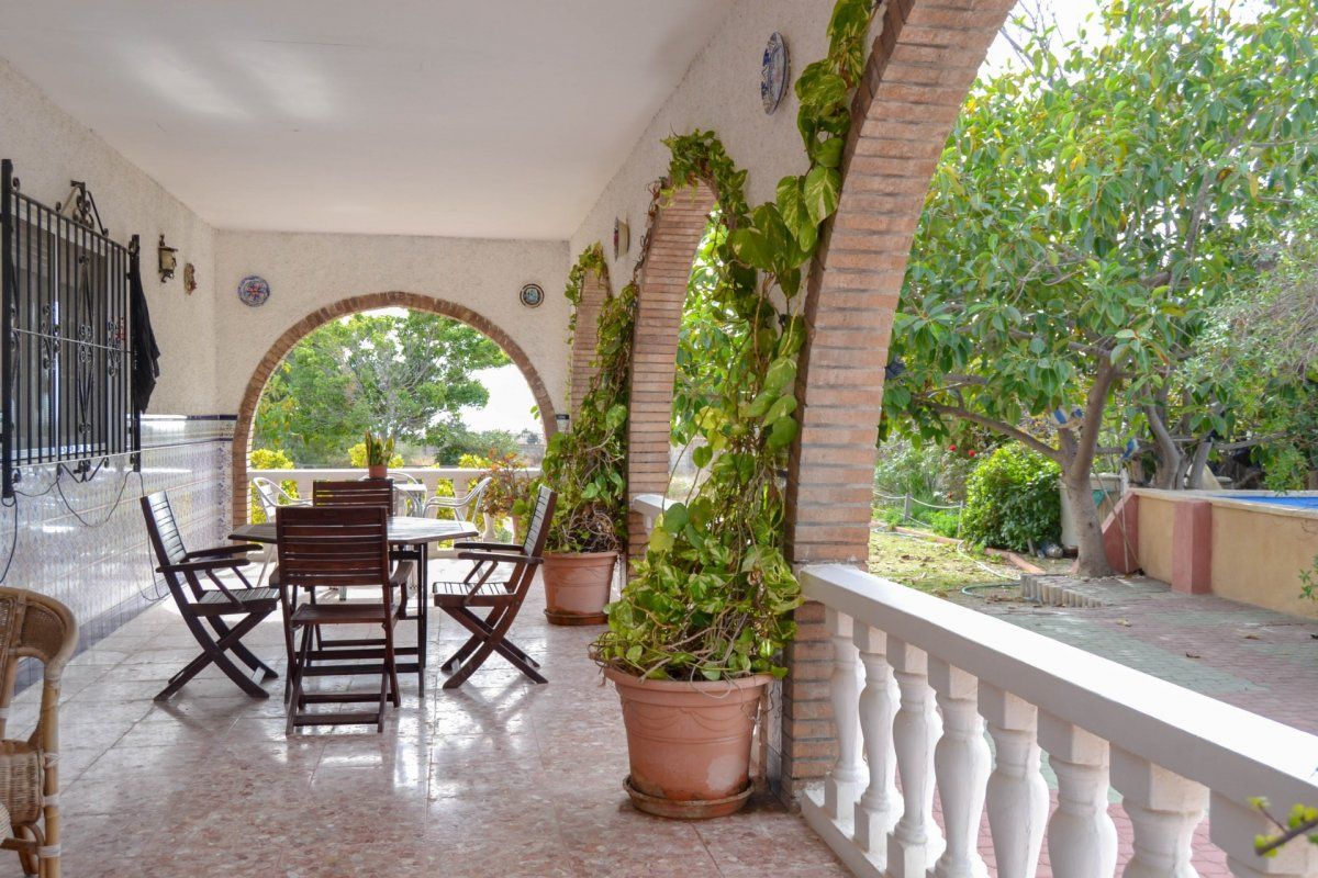 Terrace of Country house for sale in  Almería Capital  with Air Conditioner, Swimming Pool and Alarm