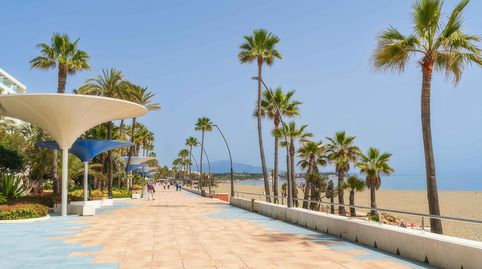 Foto 3 von Erdgeschoss zum Verkauf in Puerto de Estepona, Estepona