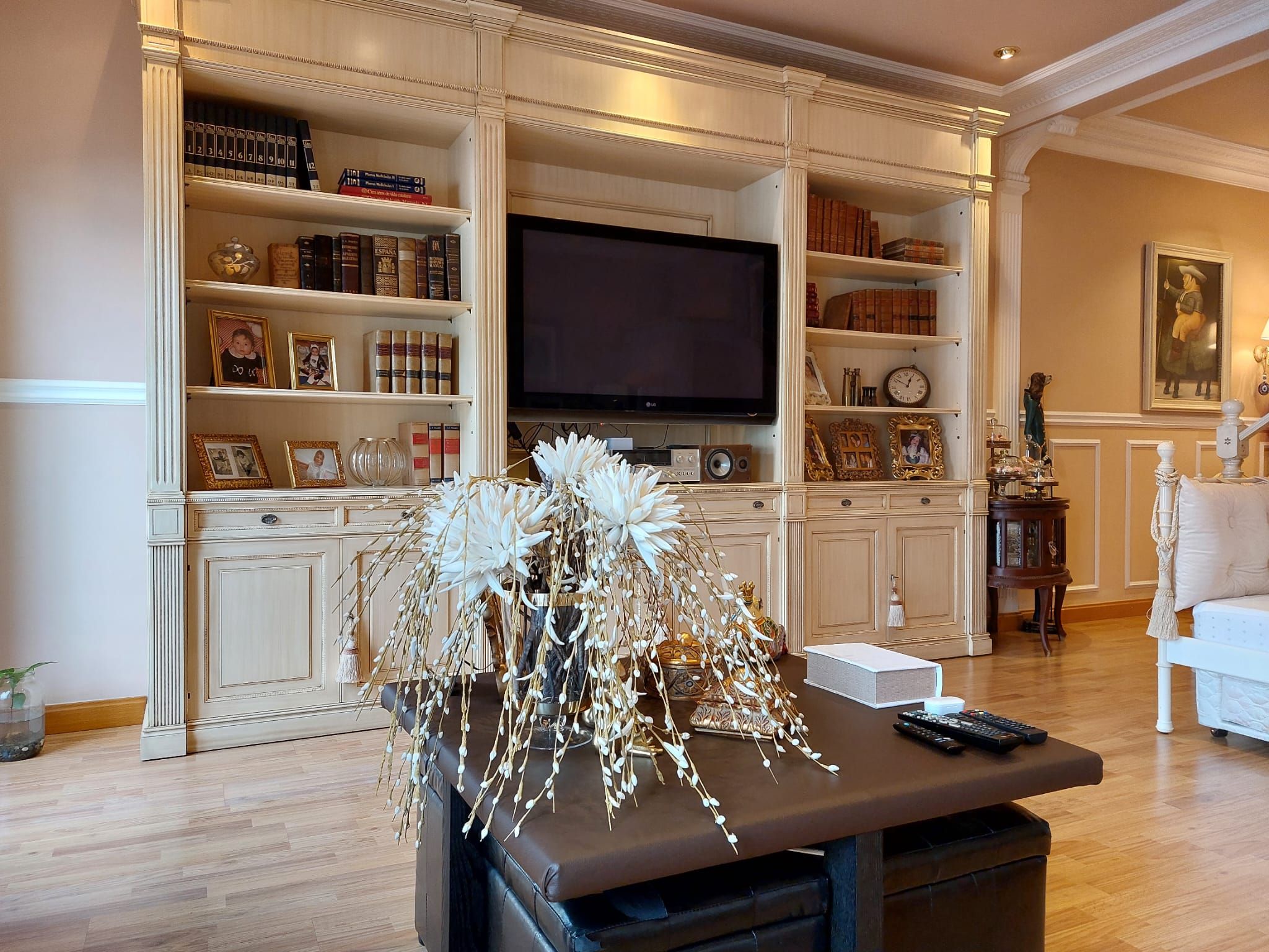 Living room of House or chalet for sale in Badalona  with Heating, Parquet flooring and Terrace