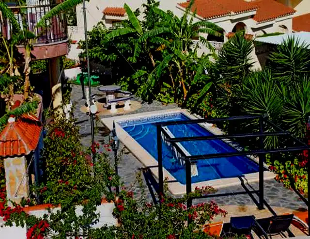 Piscina de Casa o xalet en venda en Peñíscola / Peníscola amb Aire condicionat, Calefacció i Jardí privat