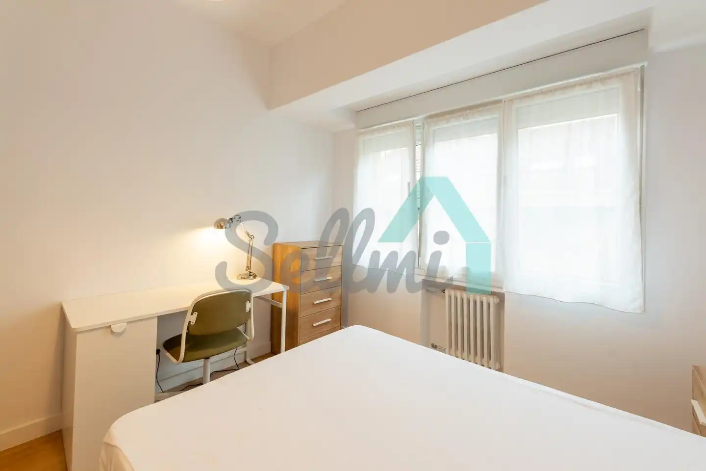 Flat for rent in De Gloria Fuertes, Masip