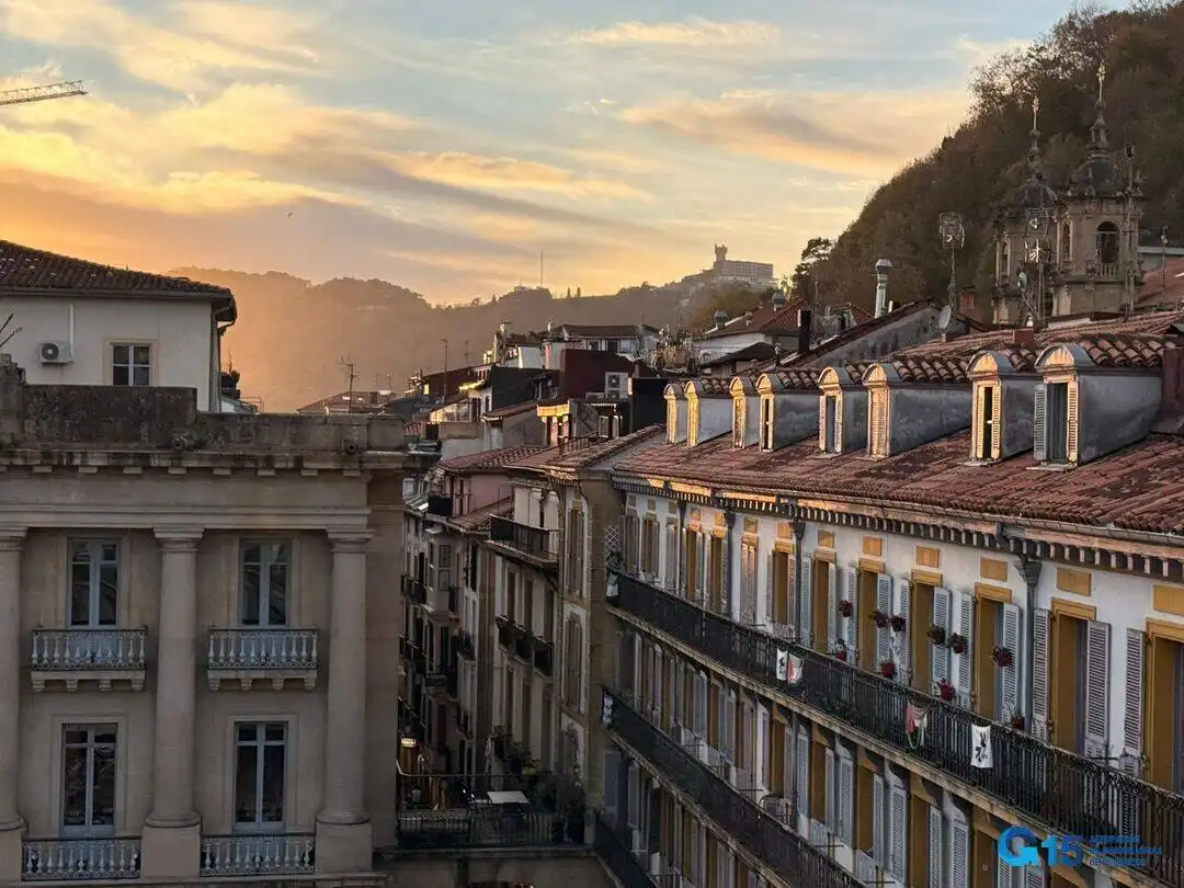 Vista exterior de Ático en venta en Donostia - San Sebastián  con Calefacción y Amueblado