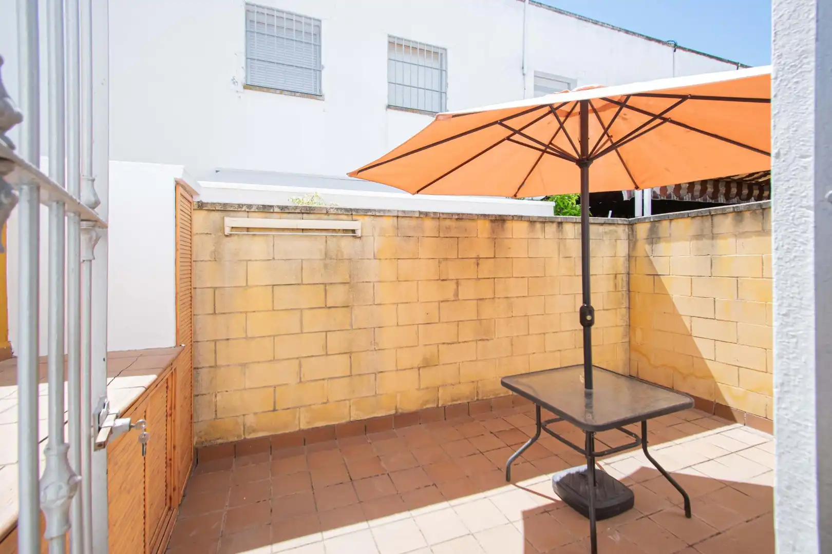 Terrace of Detached homes for sale in Alcalá de Guadaira  with Air Conditioner and Storage room