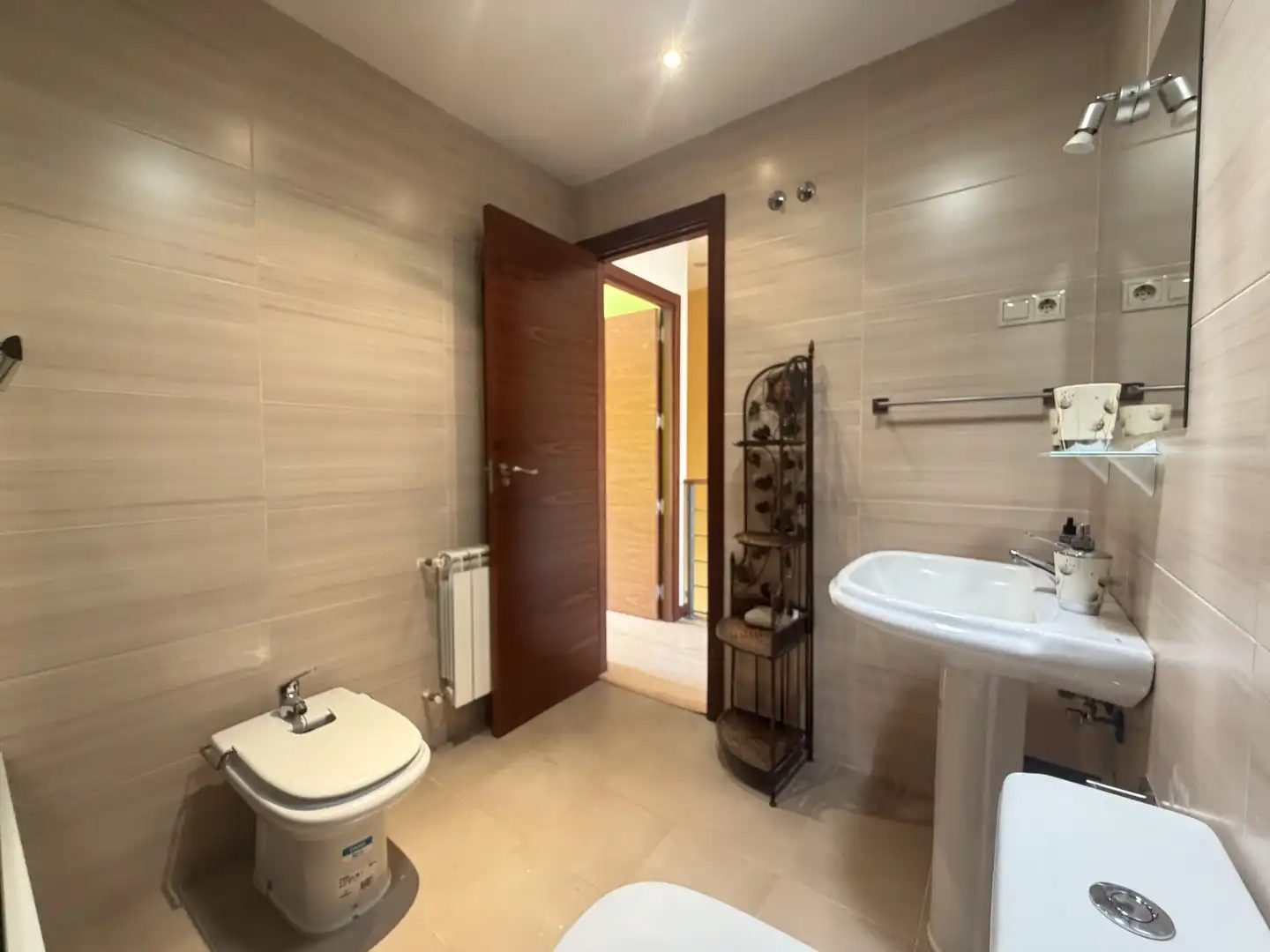 Bathroom of Duplexes for sale in Horche  with Heating, Terrace and Storage room