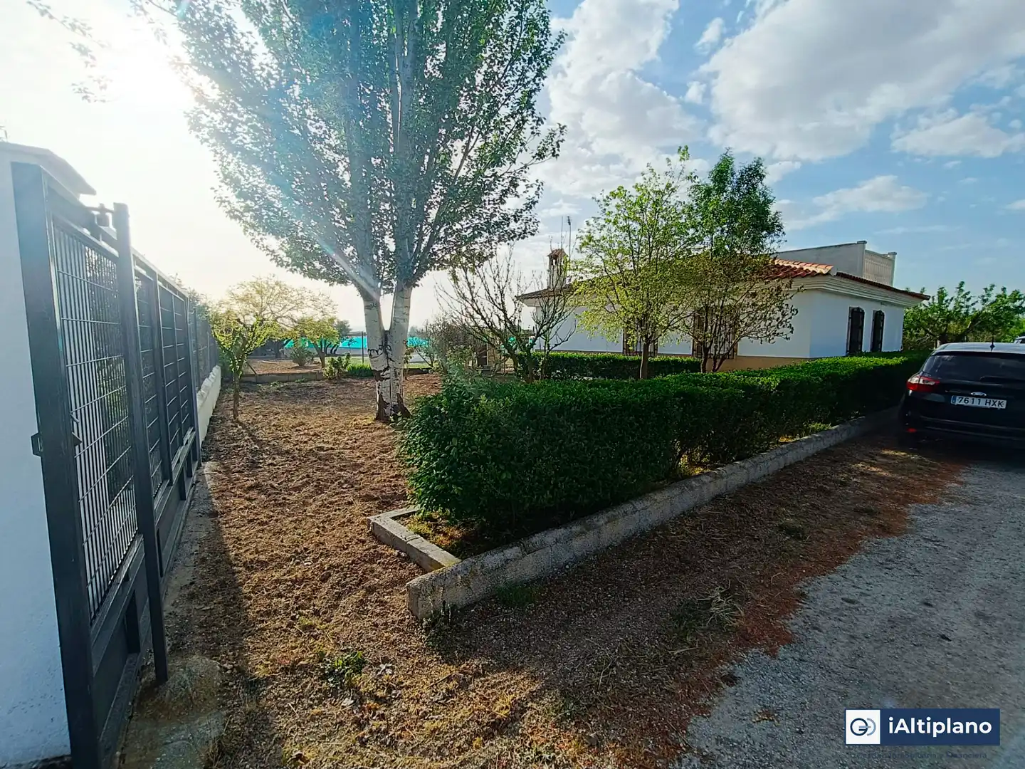 Casa o xalet en venda en Baza amb Jardí privat, Piscina i Moblat