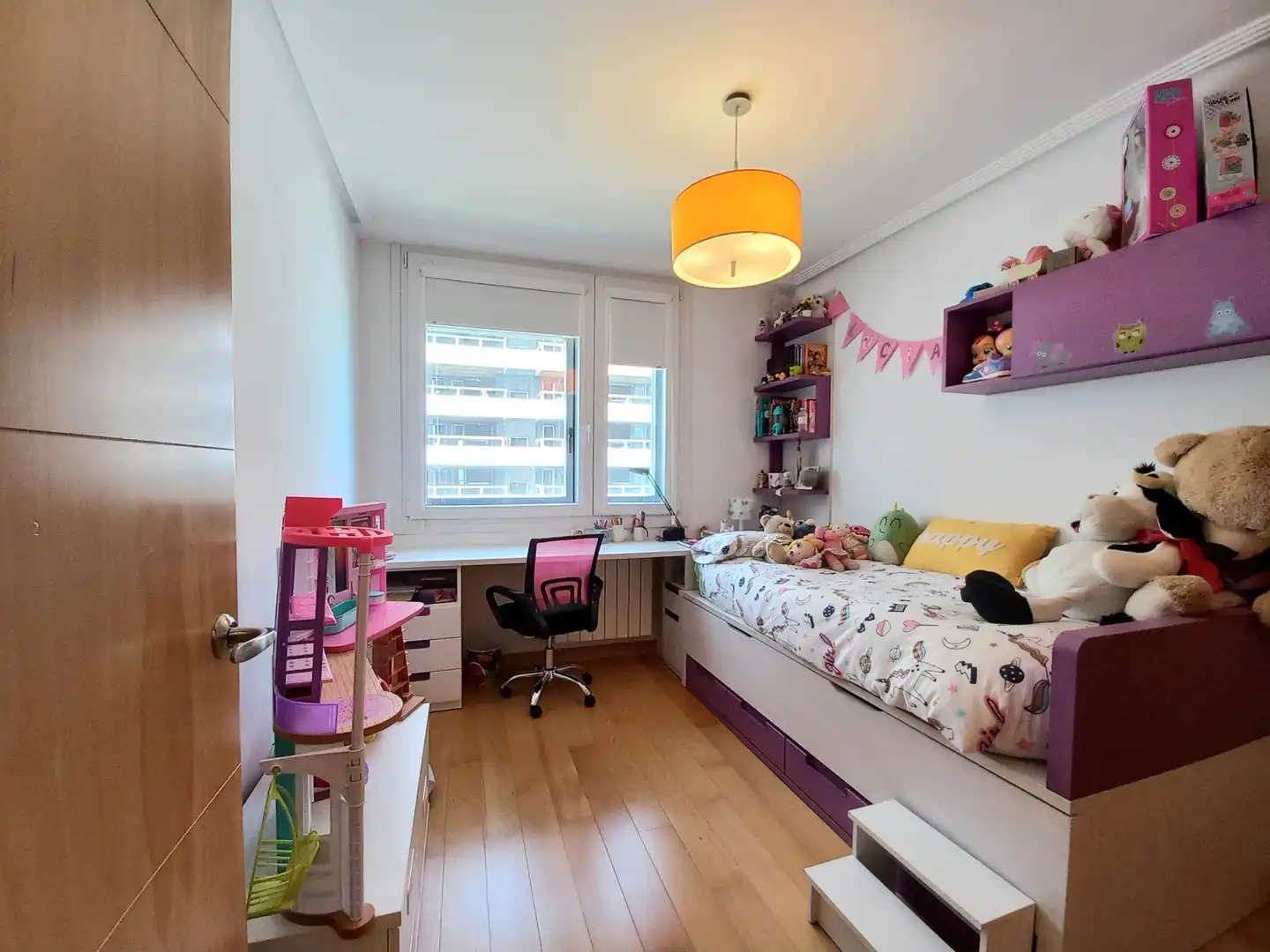 Habitación de Dúplex en venta en Burgos con Aire acondicionado, Calefacción y Terraza
