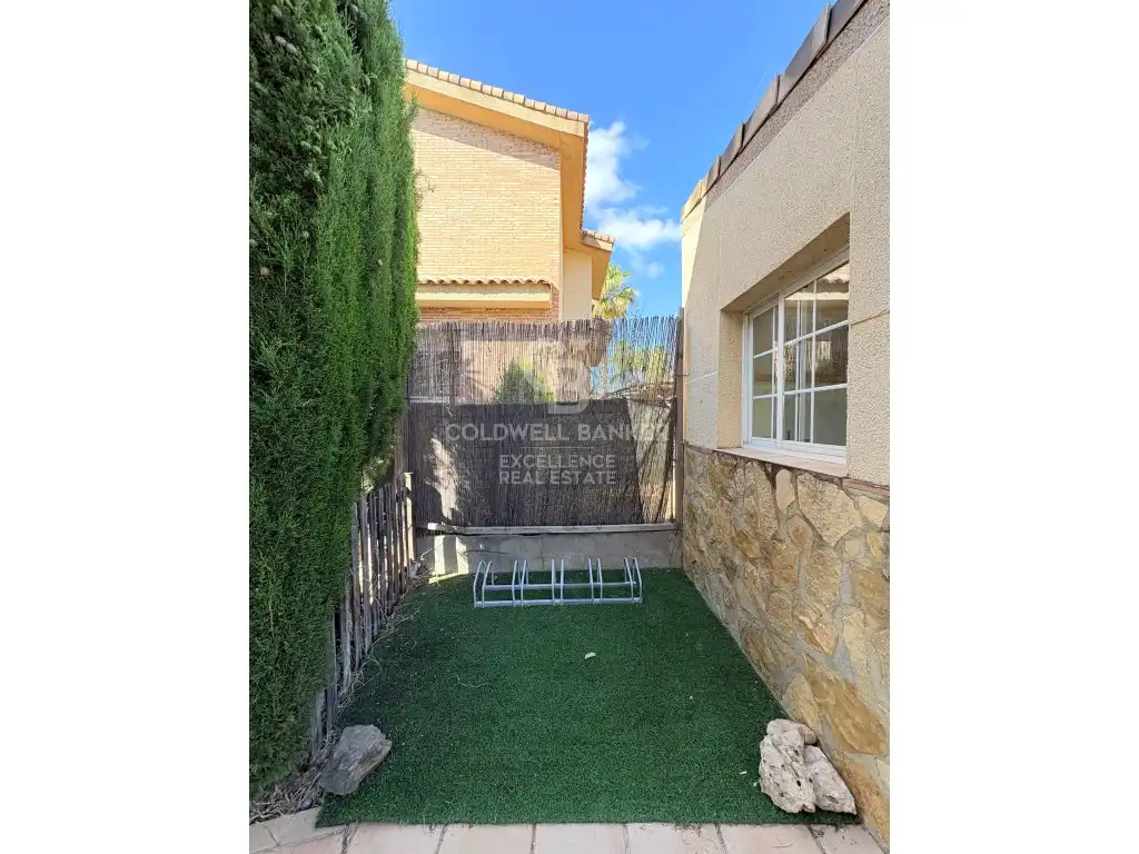 Houses for sale in Calle Goya-La Loma, La Loma