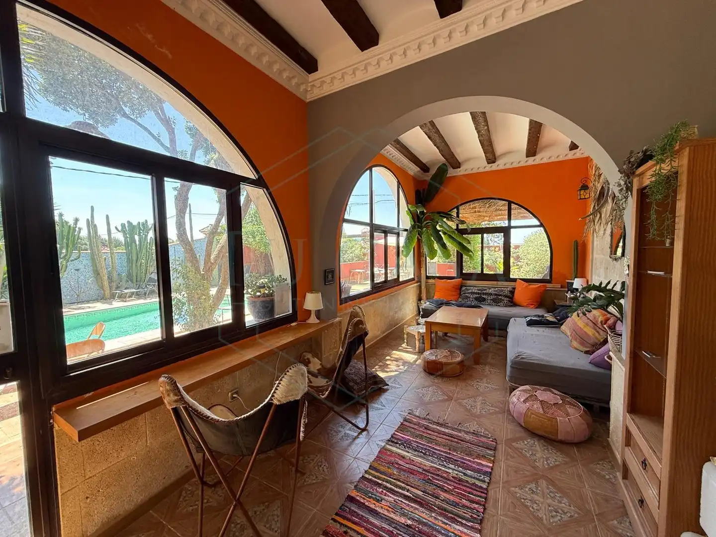 Sala d'estar de Casa o xalet en venda en Chiclana de la Frontera amb Jardí privat, Terrassa i Traster