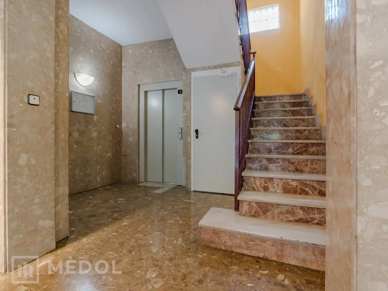 Maisonette zum Verkauf in Tarragona mit Heizung, Terrasse und Balkon