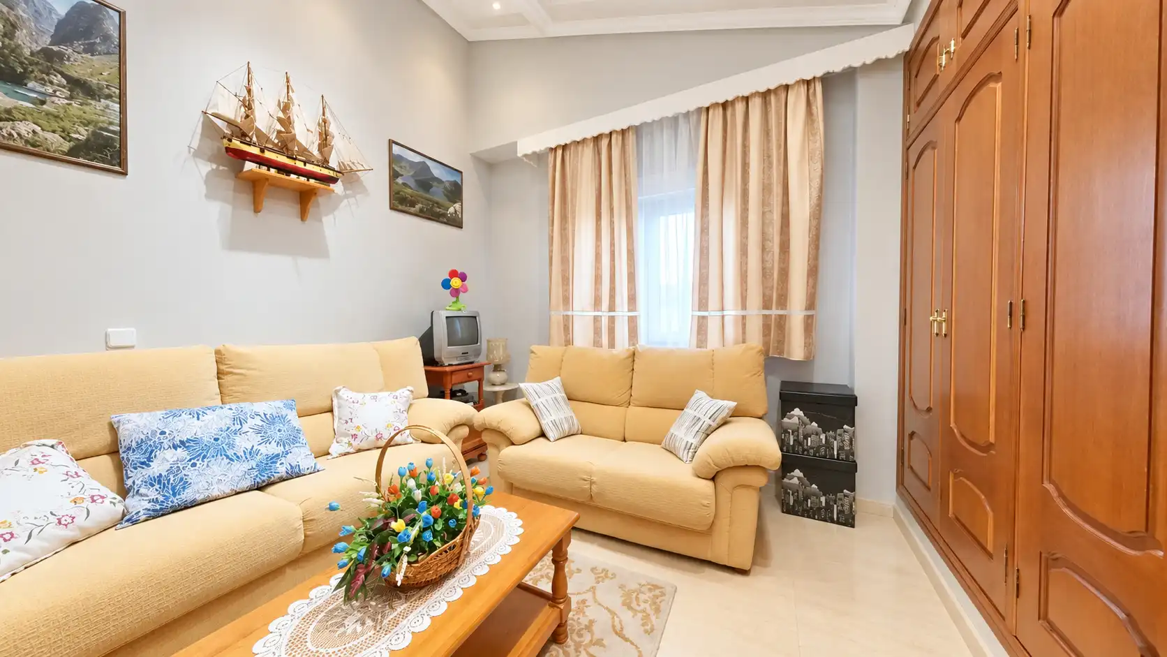 Sala de estar de Casa o chalet en venta en Pepino con Aire acondicionado, Calefacción y Jardín privado