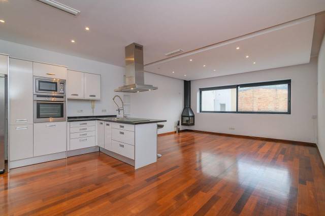 Ático en Venta en Calle sant salvador en Vila de Gràcia