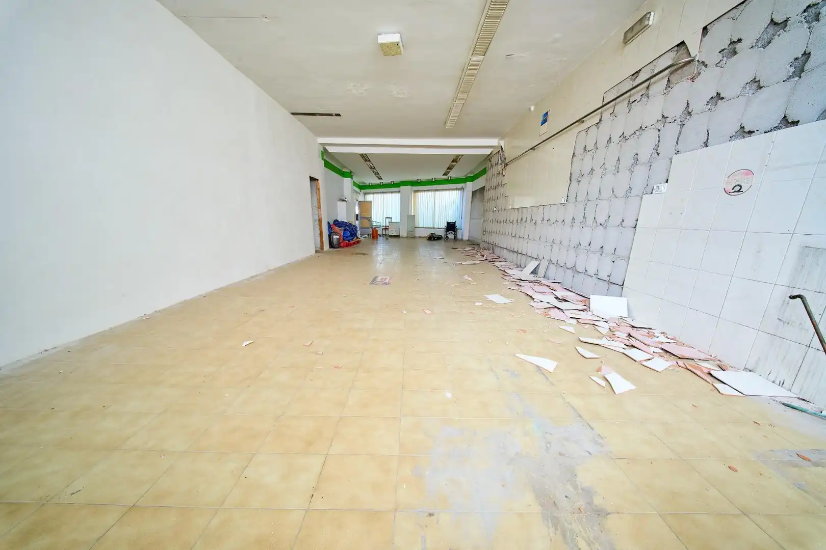 Local comercial en venda a Avenida ING. GUTIERREZ SEGURA, imagen 6
