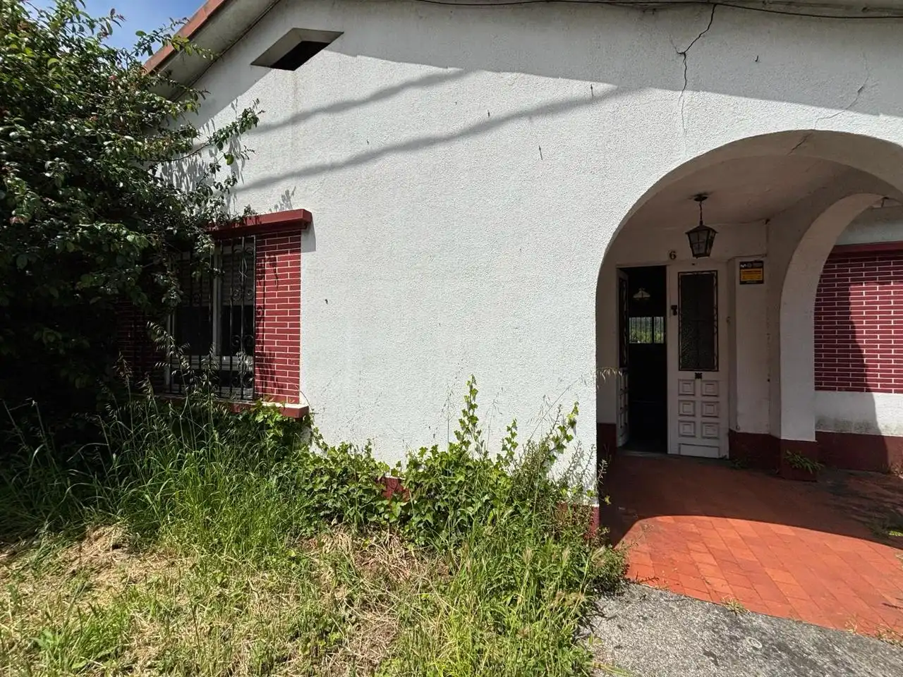 Vista exterior de Casa o xalet en venda en Betanzos amb Calefacció, Jardí privat i Terrassa