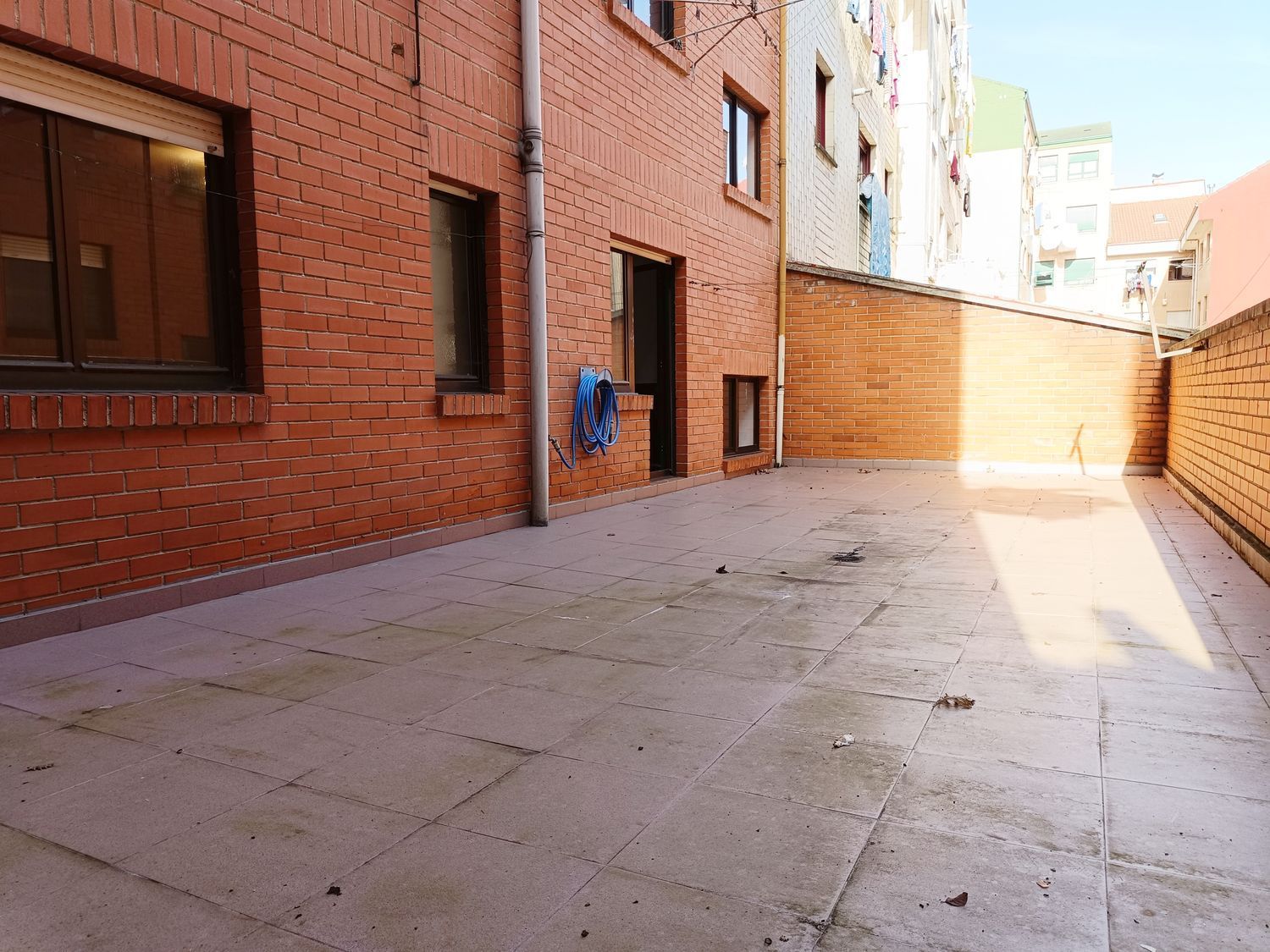 Flat for sale in Lena