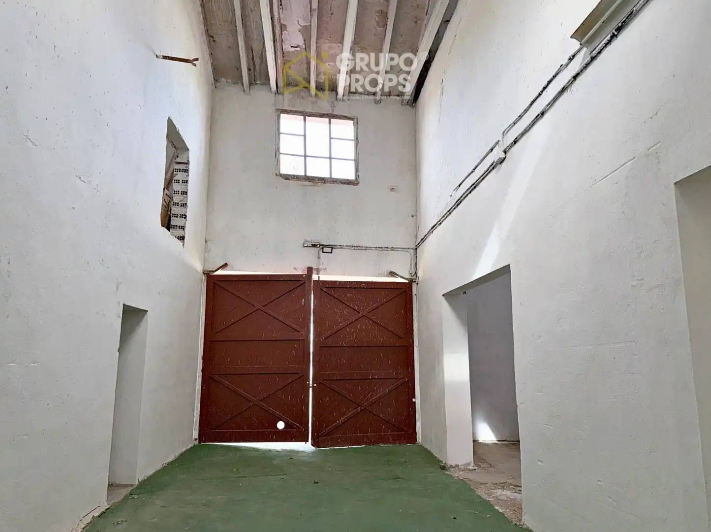 Industrial buildings for sale in Aranjuez