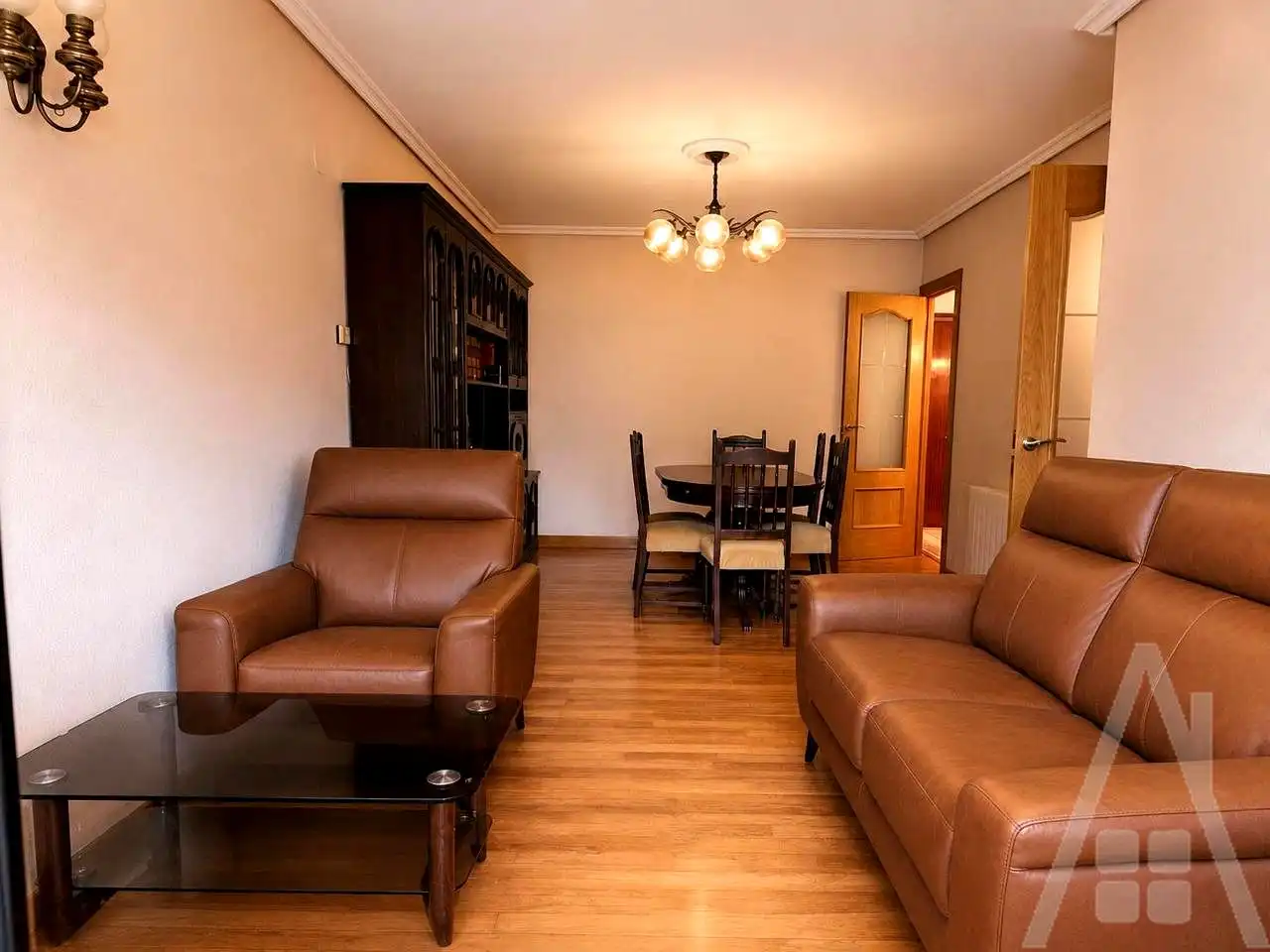 Sala d'estar de Pis en venda en Bilbao  amb Calefacció, Parquet i Terrassa
