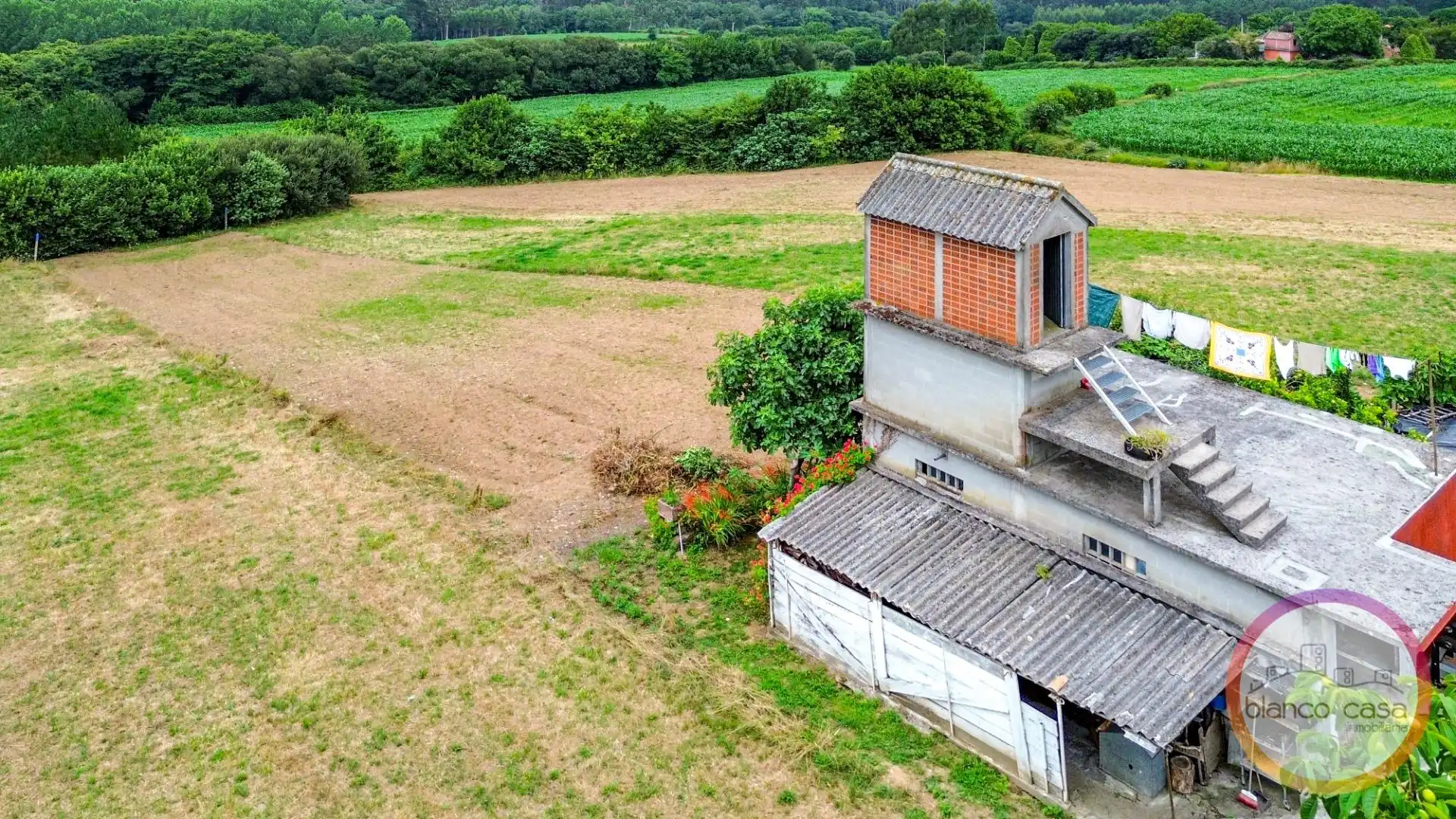 Casa o xalet en venda en Carballo amb Jardí privat i Traster
