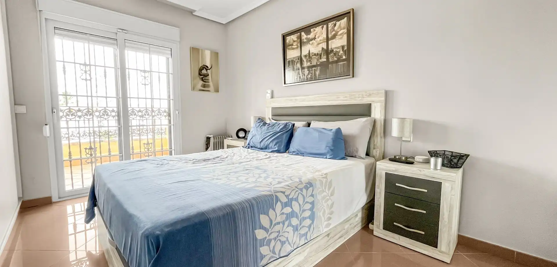 Dormitori de Casa o xalet en venda en Orihuela amb Aire condicionat, Terrassa i Traster