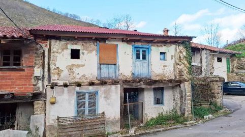 Foto 3 de Casa adosada en venda a Saja - C/ la Rosa, 8, Los Tojos , Cantabria
