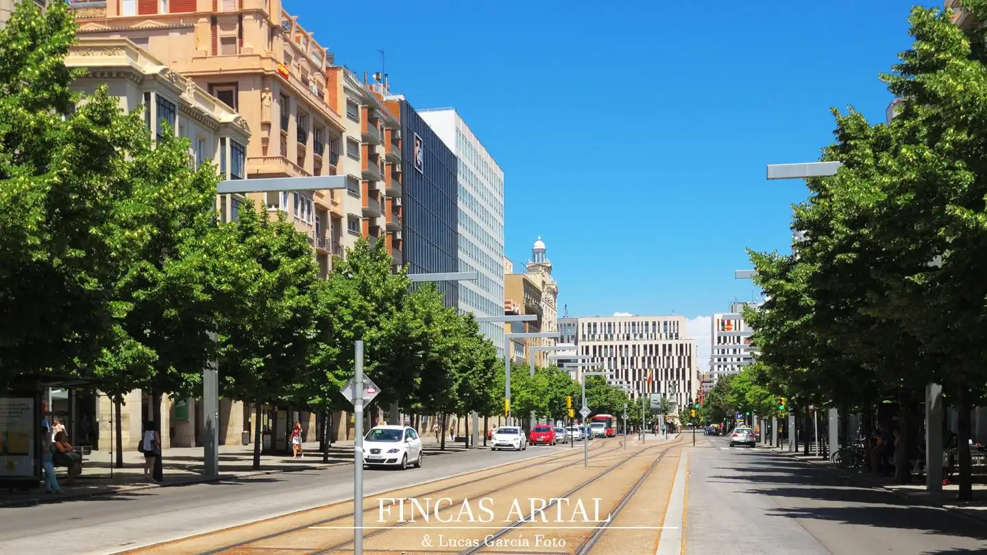 Vista exterior de Pis en venda en Zaragoza amb Aire condicionat, Calefacció i Parquet