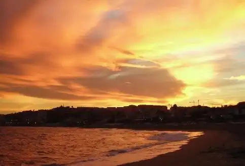 Vista exterior de Casa adosada en venda en  Barcelona Capital amb Moblat
