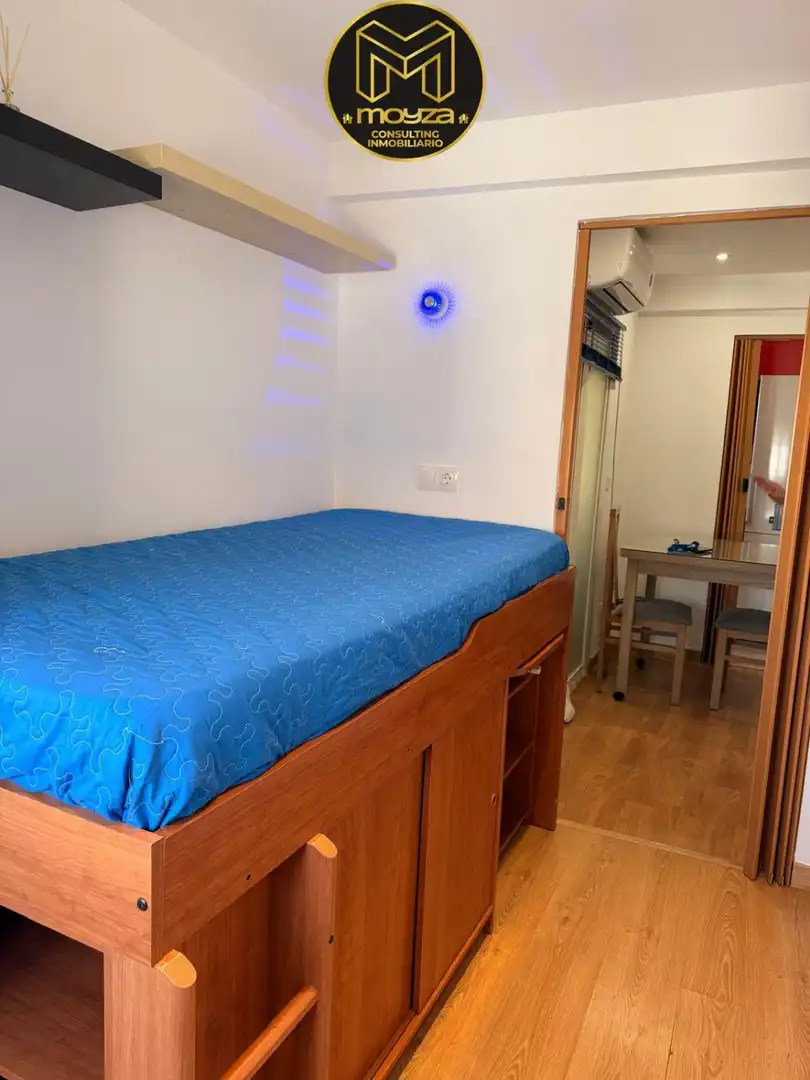 Bedroom of Flat for rent in Jaén  with Air Conditioner and Heating