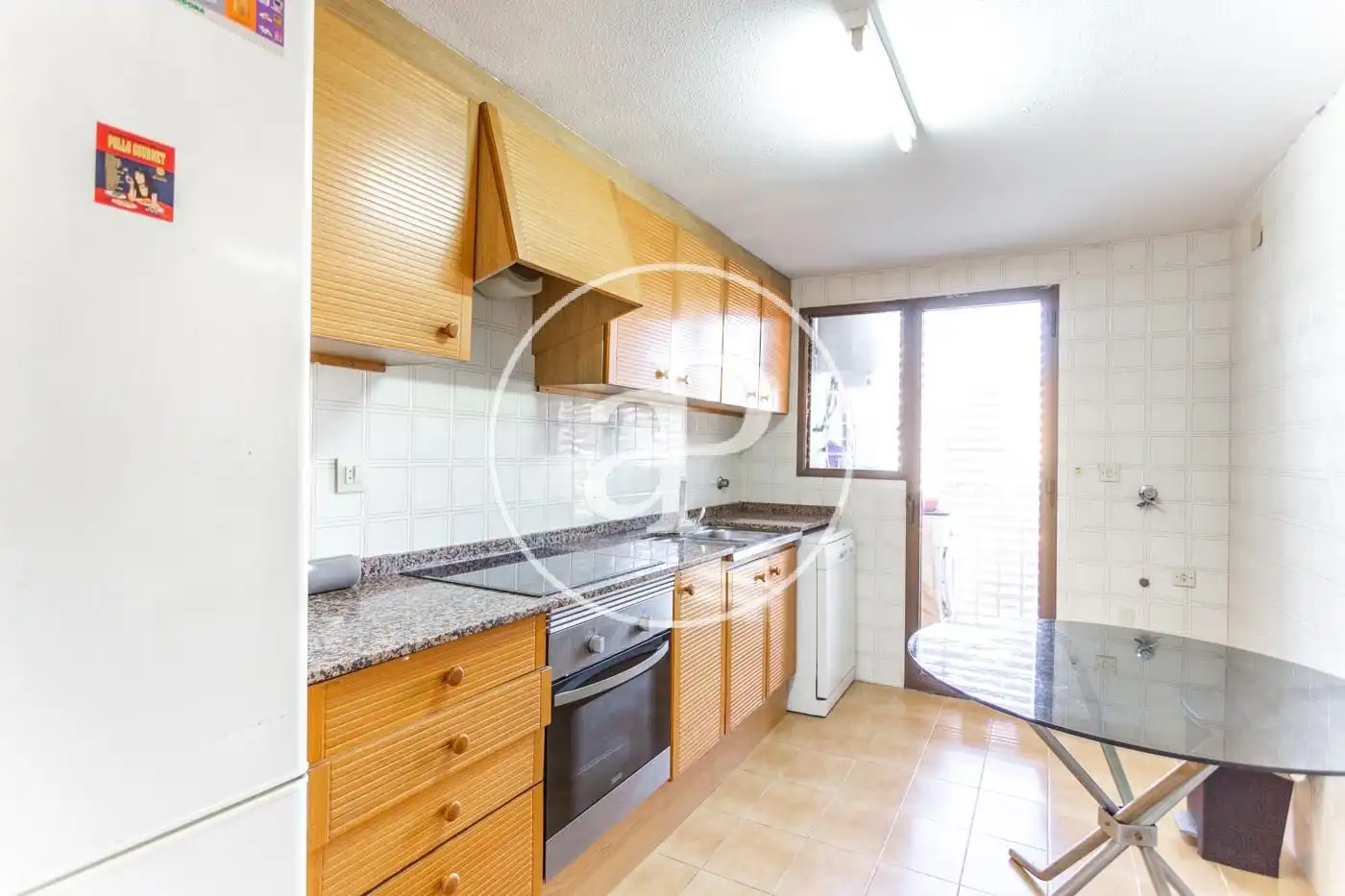 Cocina de Piso de alquiler en Valencia con Calefacción, Jardín privado y Amueblado
