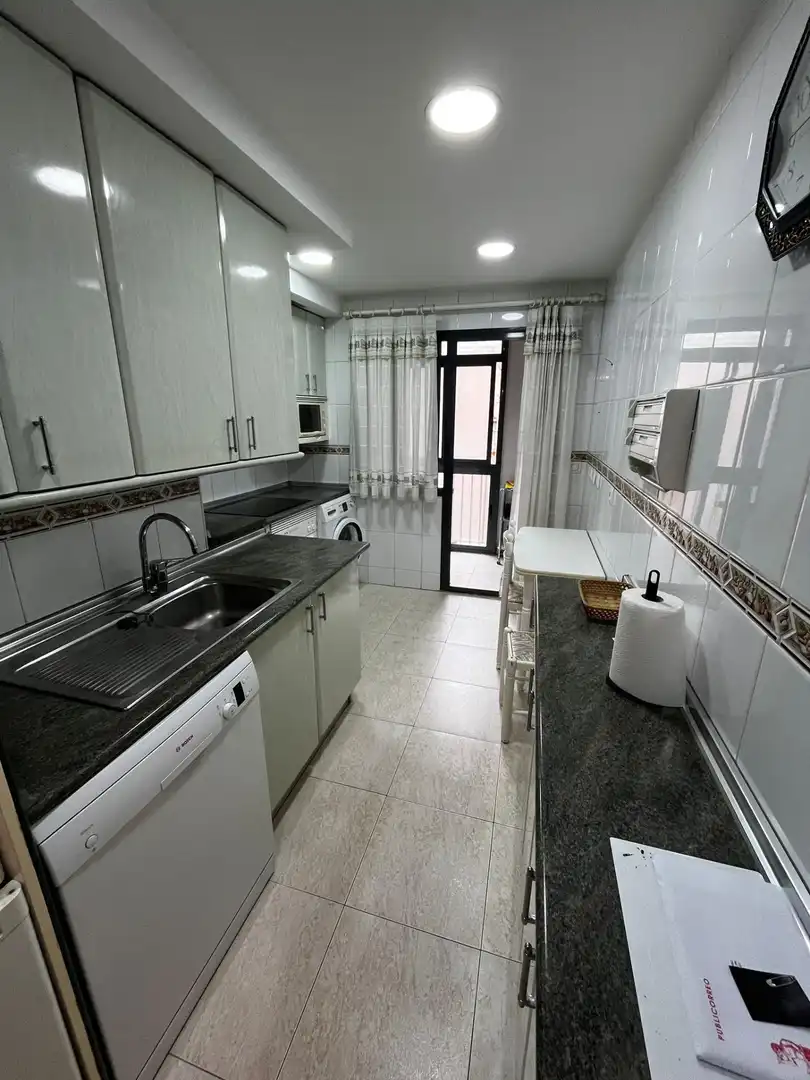 Kitchen of Flat for rent in Móstoles  with Air Conditioner, Heating and Parquet flooring