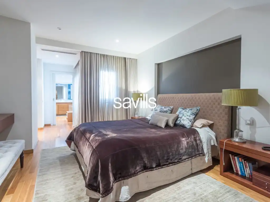 Schlafzimmer von Wohnungen zum Verkauf in Barcelona mit Schwimmbad und Balkon
