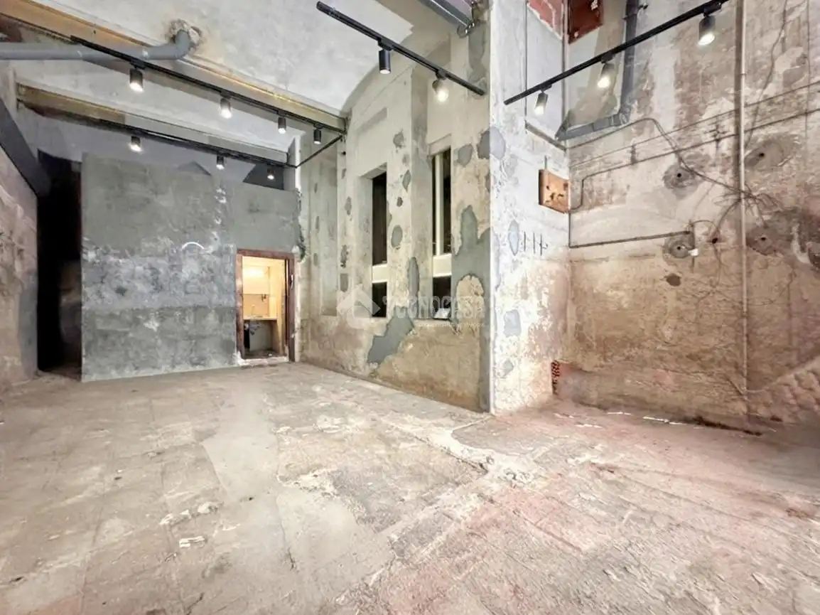 Local comercial en venda a Eixample, imagen 20