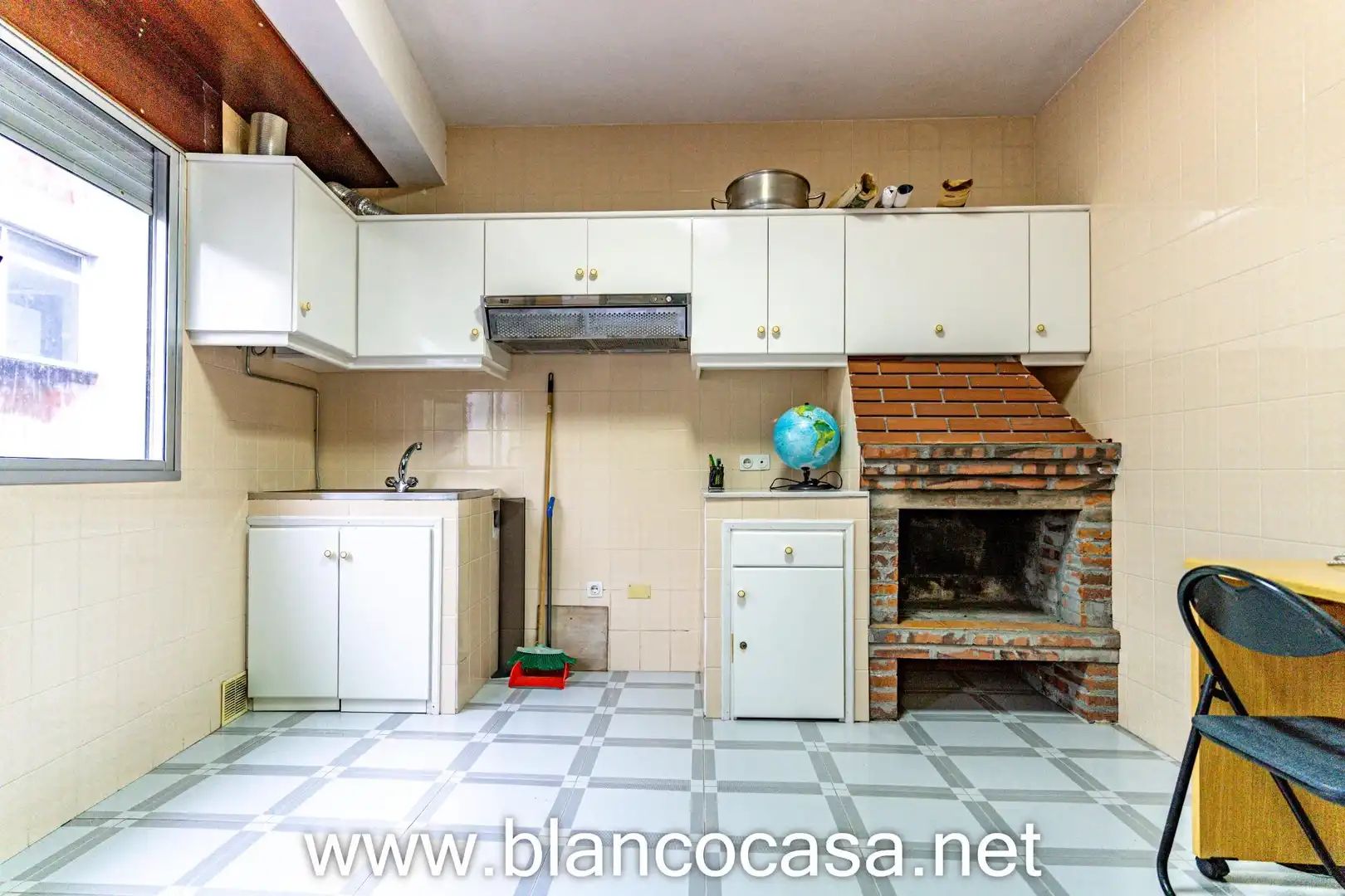 Cocina de Casa o chalet en venta en Malpica de Bergantiños con Calefacción, Trastero y Amueblado