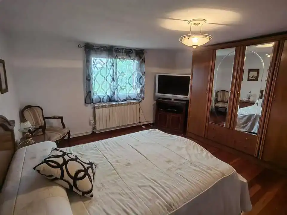 Habitación de Casa o chalet en venta en Monterroso con Jardín privado, Piscina y Amueblado