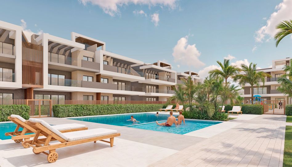 Photo 0 of Bungalows de obra nueva con jardín o solárium a 300 m del mar en Pilar de la Horadada