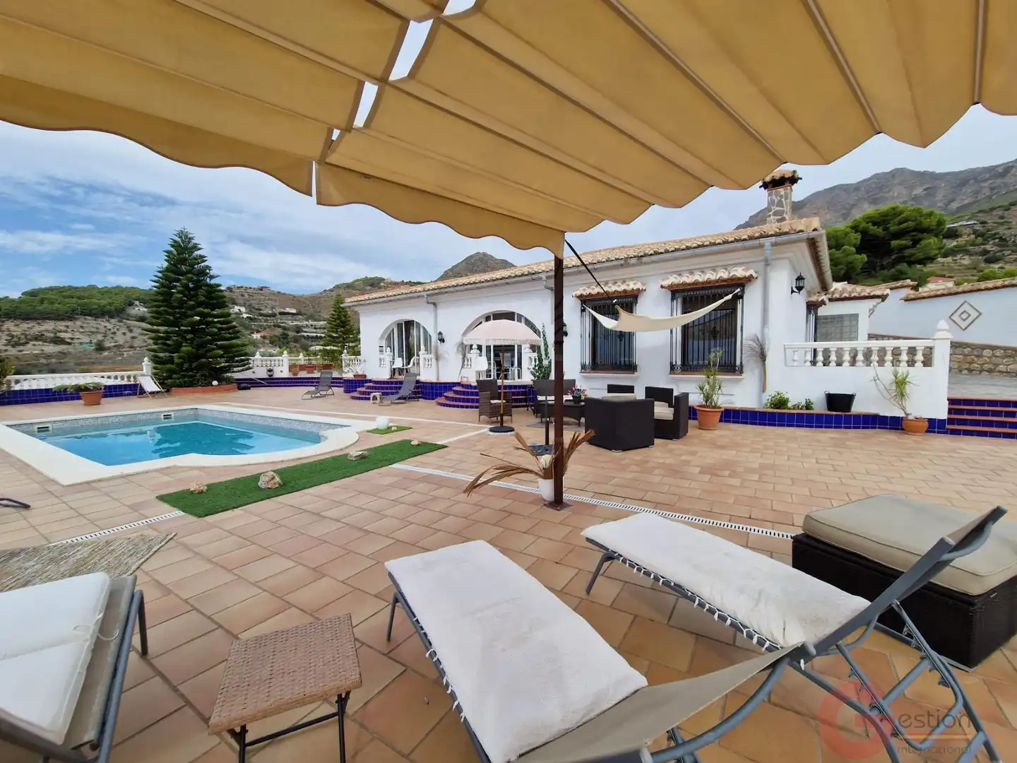 Vista exterior de Finca rústica en venta en Molvízar con Trastero y Piscina