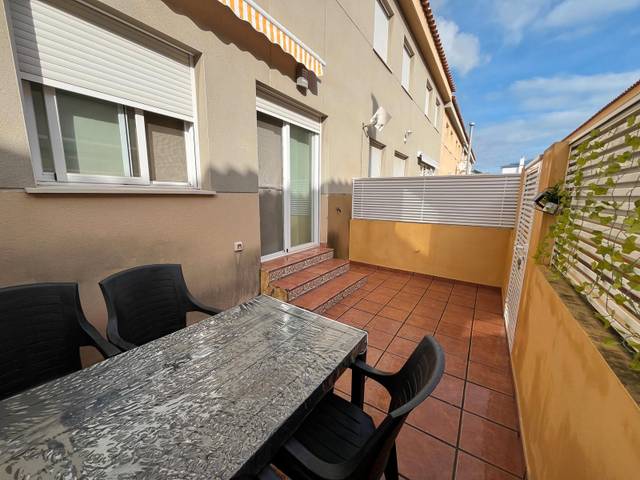 Casa adosada en Venta en Playa - Ben Afeli