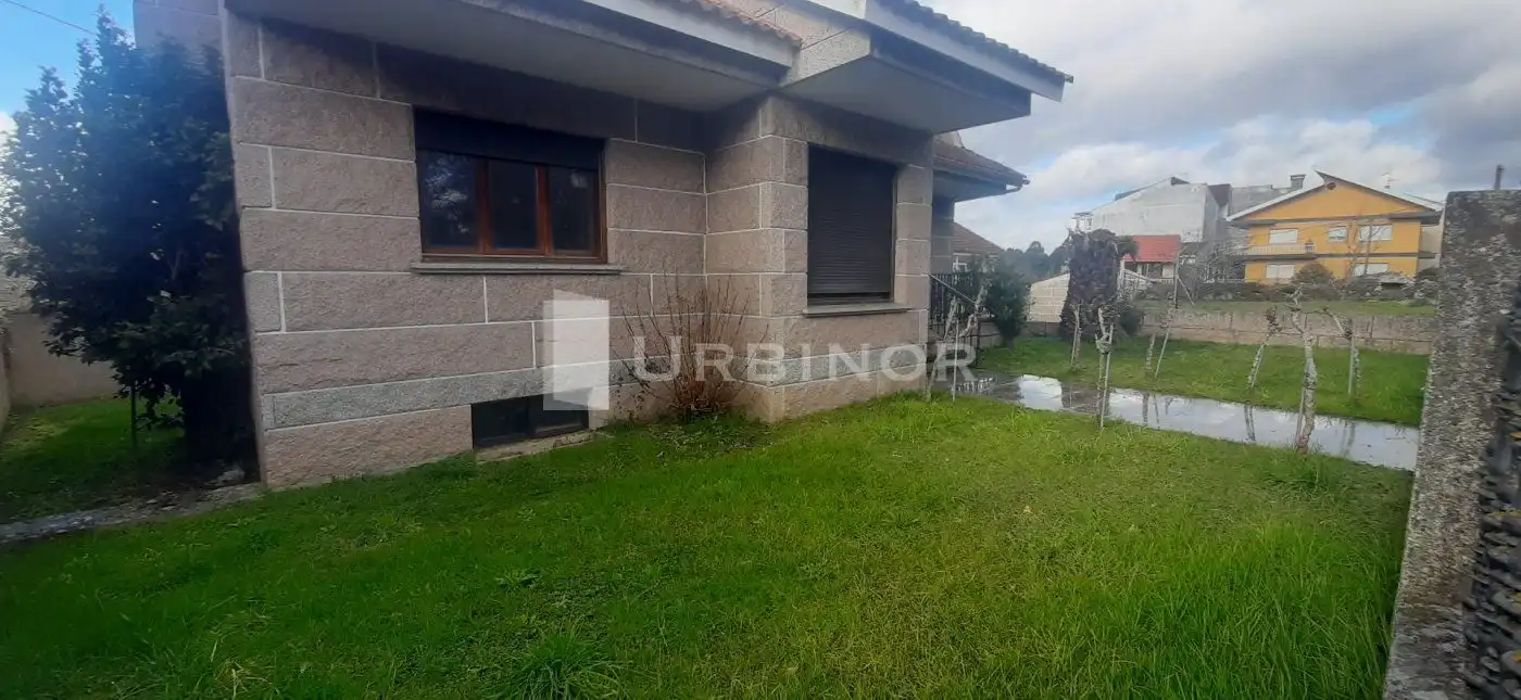 Xalet amb terrassa en venda a O Carballiño, imagen 2
