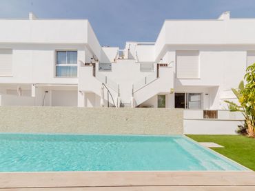 Bungalow con balcone in vendita a Pilar de la Horadada ciudad