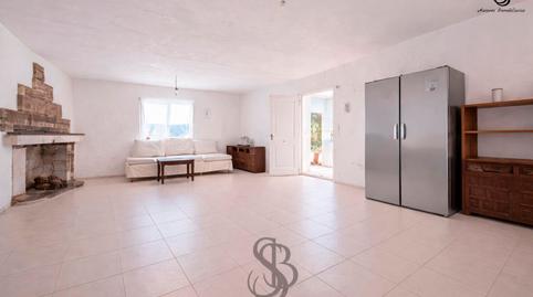 Foto 3 de Casa o xalet en venda a N/a, -1, Busot, Alicante