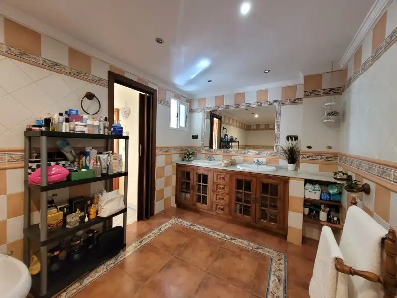 Piso en venta en Calle Jerez Perchet, 24, Cortijo Bazán - Los Casinis - Los Cipreses