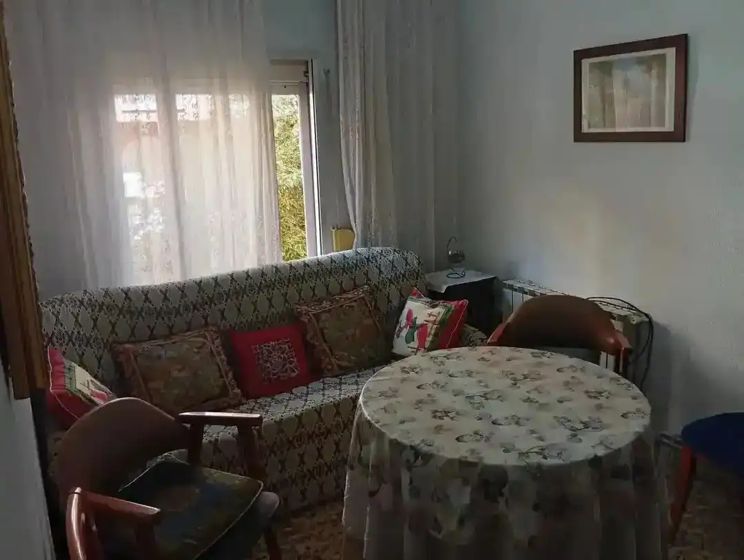 Sala de estar de Piso en venta en Madrid con Calefacción, Terraza y Amueblado