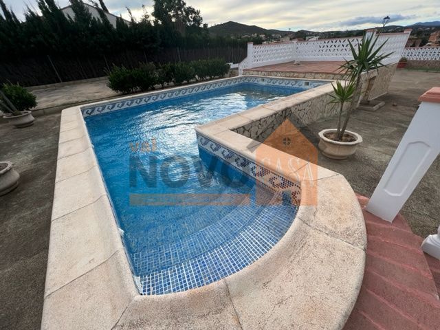 Swimming pool of House or chalet for sale in Montserrat  with Swimming Pool