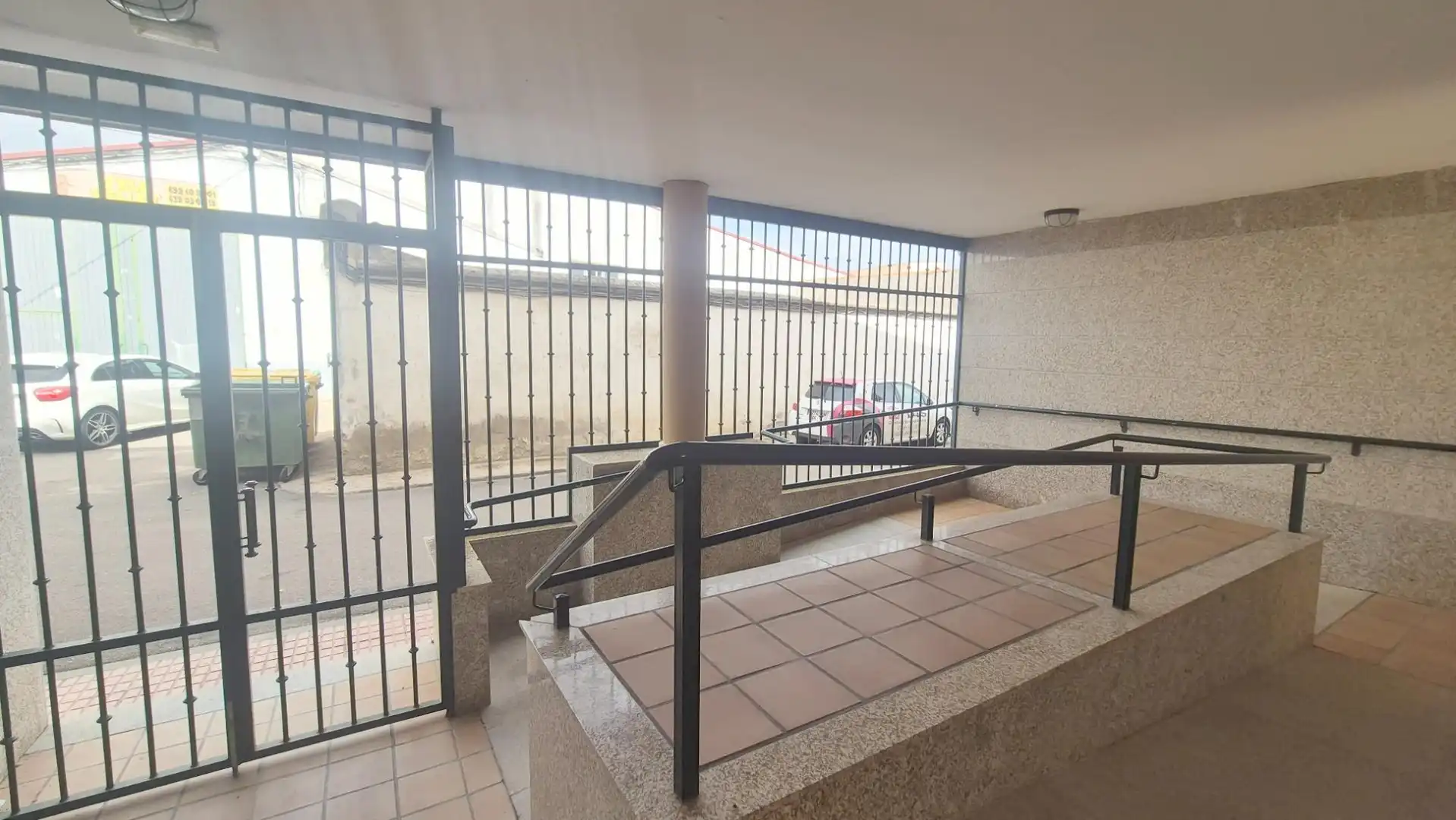 Wohnung zum Verkauf in Calzada de Valdunciel mit Heizung und Möbliert