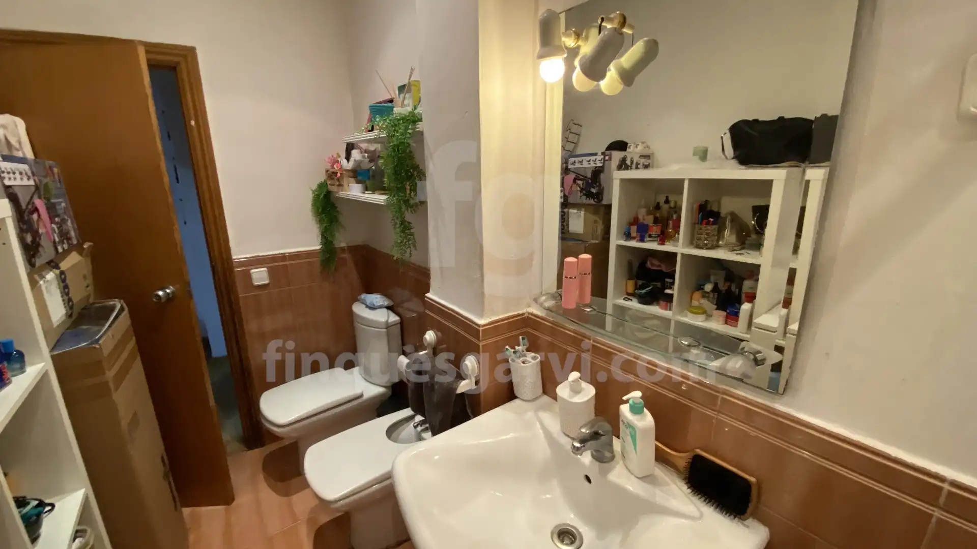 Baño de Piso en venta en L'Hospitalet de Llobregat con Aire acondicionado