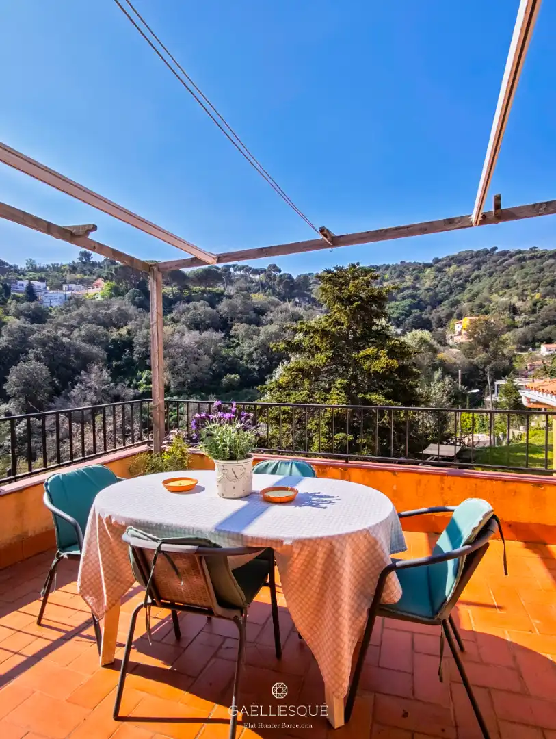Terraza de Casa o chalet en venta en Barcelona con Calefacción, Jardín privado y Terraza