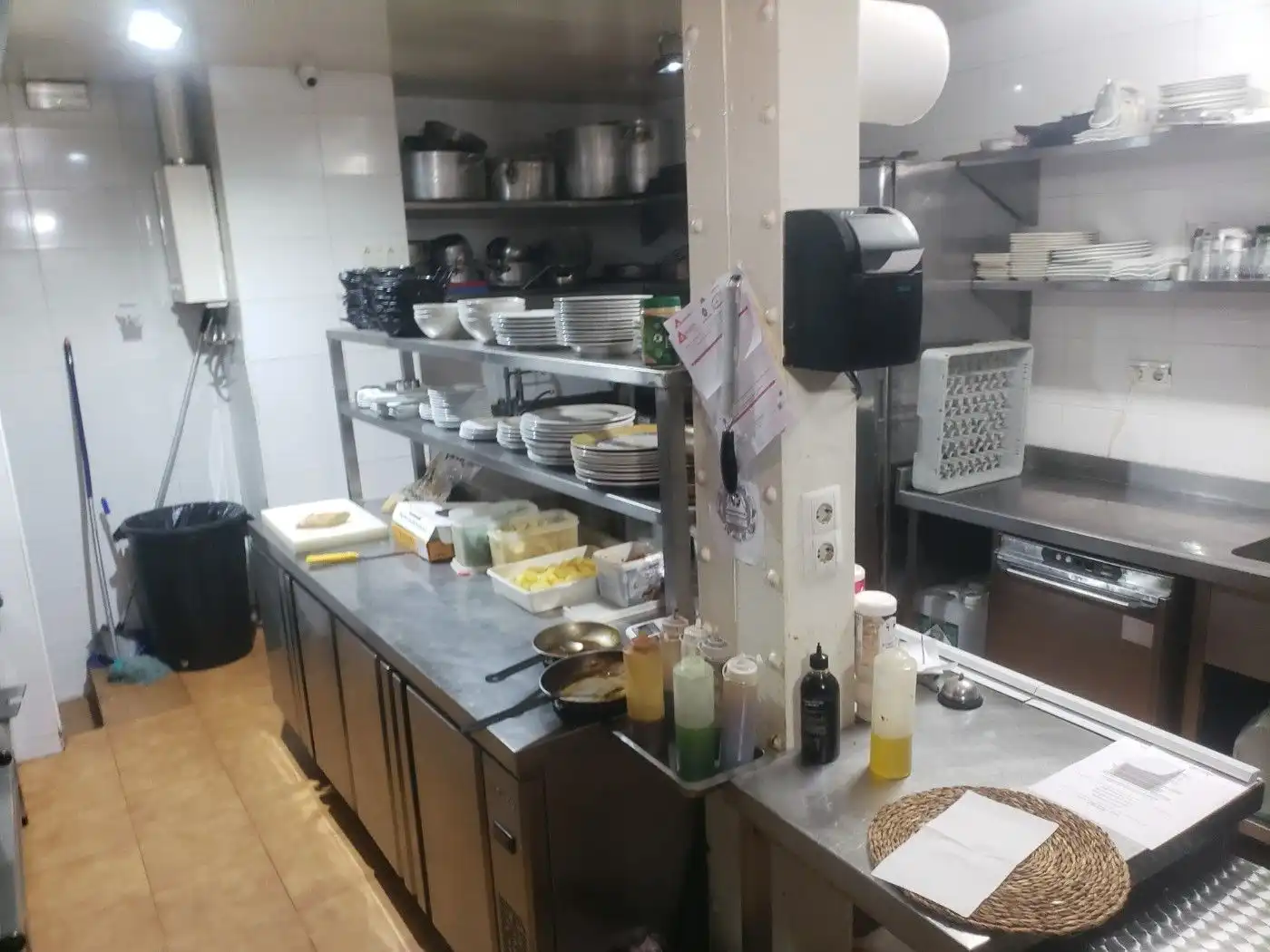 Business premises for transfer in Ciutat Vella, imagen 21