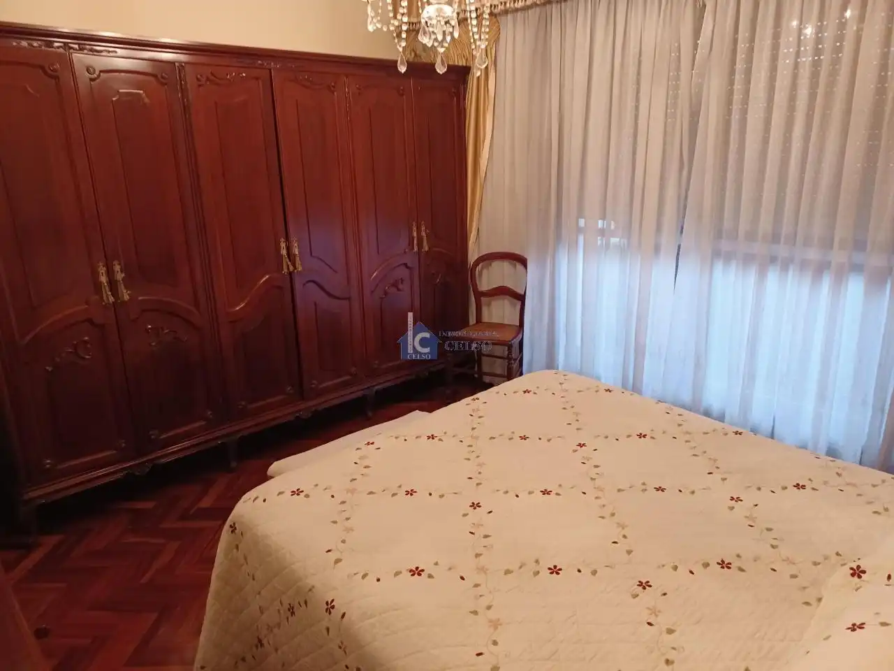 Habitación de Piso en venta en Ourense Capital  con Calefacción y Amueblado