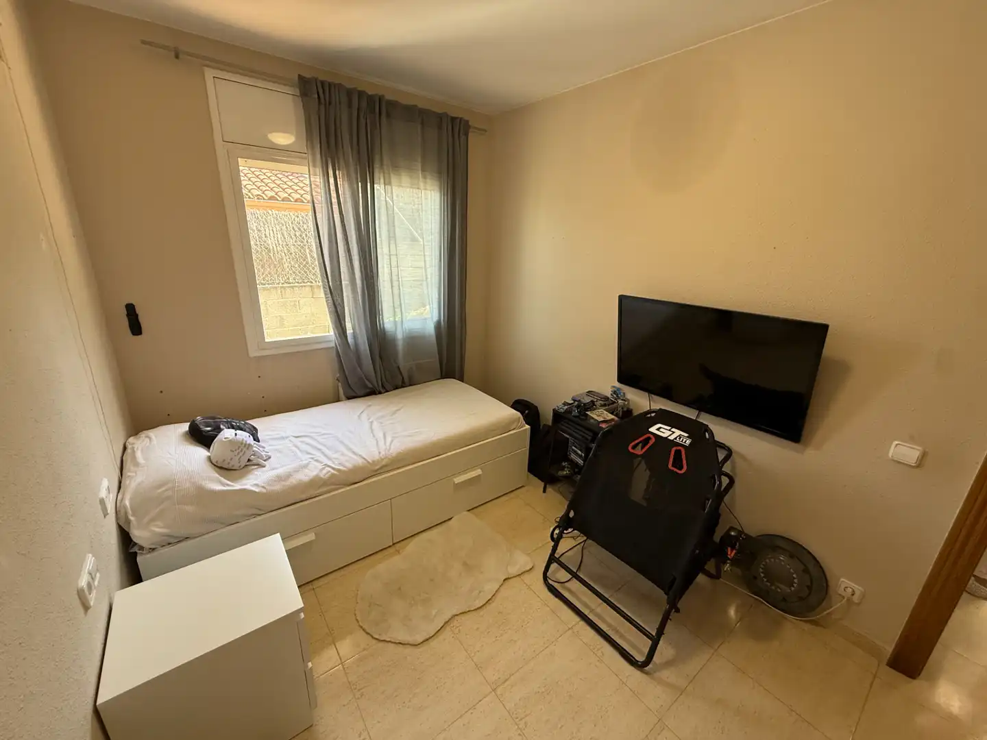 Schlafzimmer von Haus oder Chalet zum Verkauf in Bigues i Riells del Fai mit Klimaanlage, Privatgarten und Schwimmbad